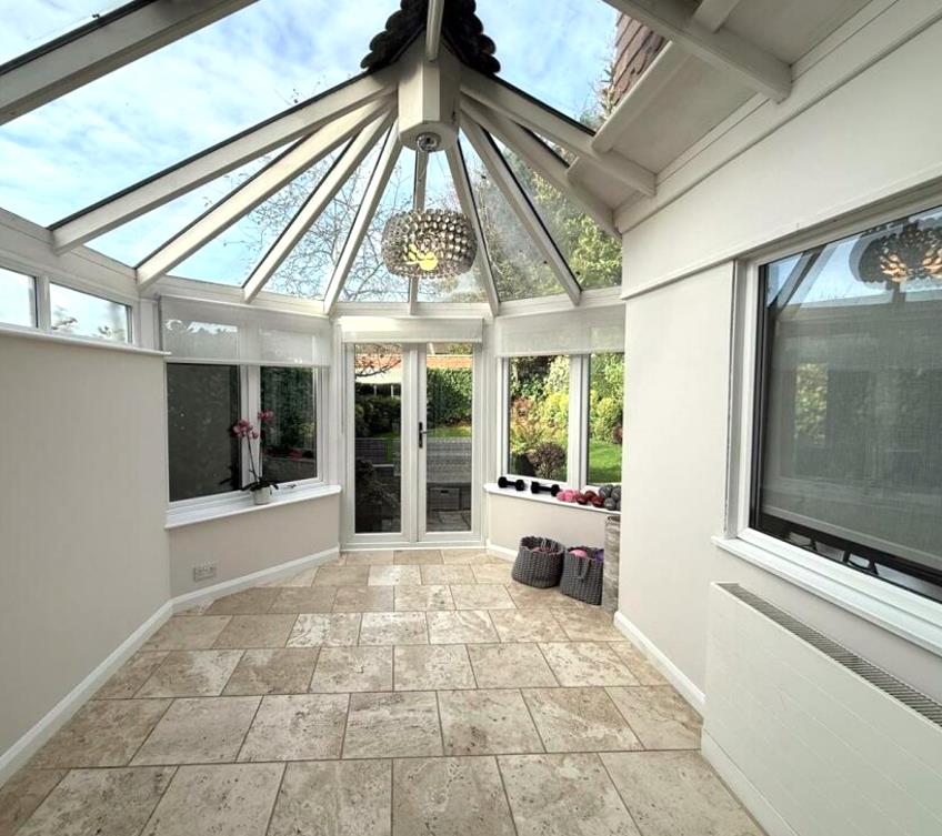 Worcester Crescent, Mill Hill